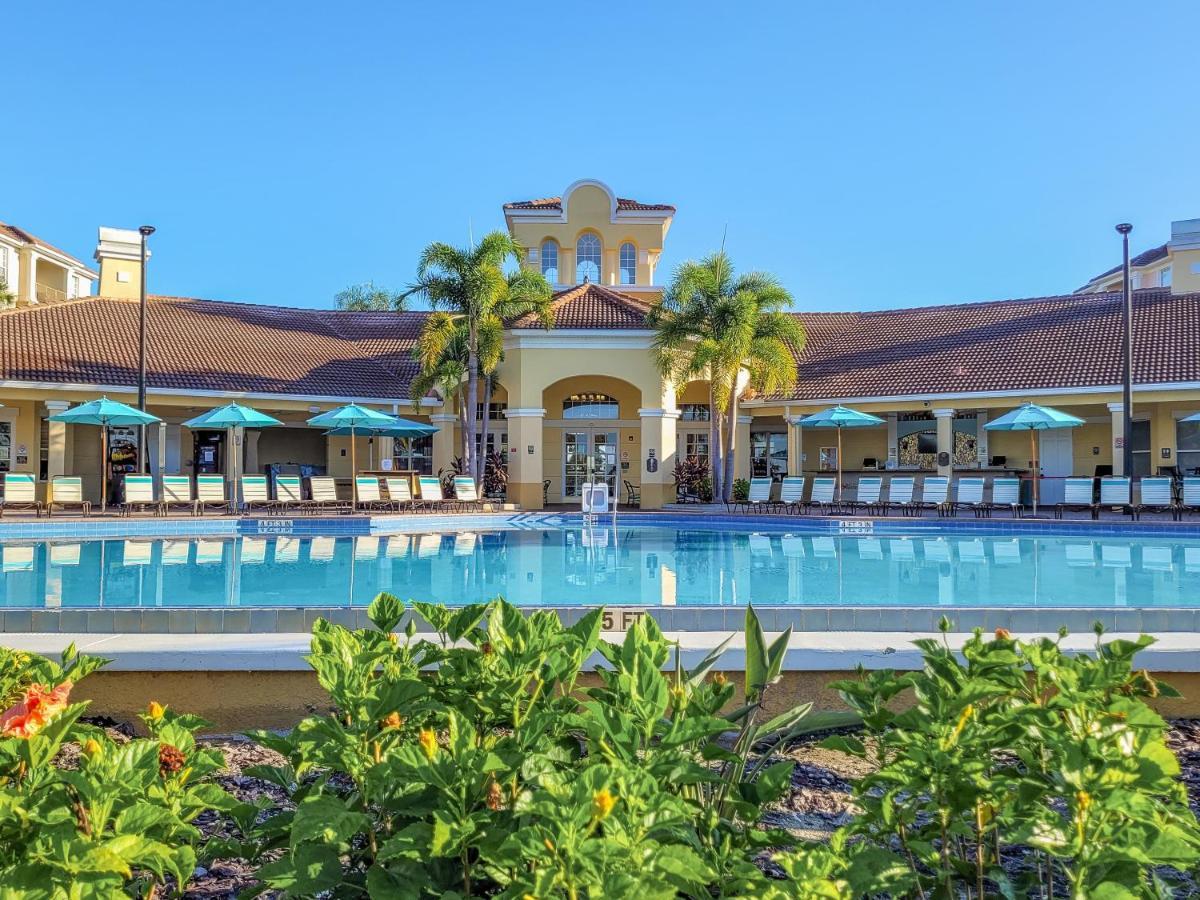 Casa de férias 3br 4 Bath Large 5min Conv Center 1732ft